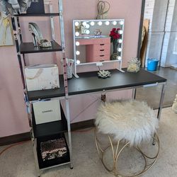 brand new desk with mirror and lights