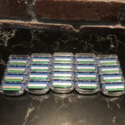 Gillette Fusion 5 Blade Refills Brand New