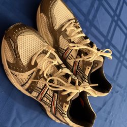 Asics gel sneakers  mens size 9