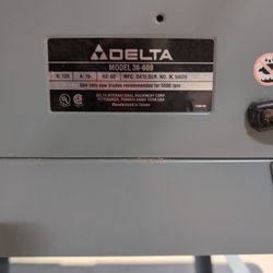 Delta Table Saw MODEL 36-600 WITH ATTACHMENTS