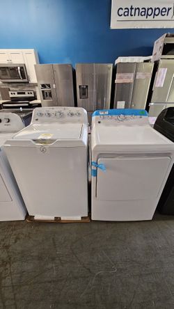 GE Washer And Dryer Set