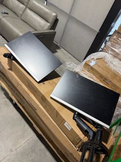 2x HP Computer Monitors with Monitor Arms – Set of 2