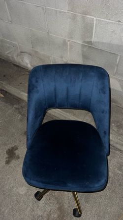 Rolling chair