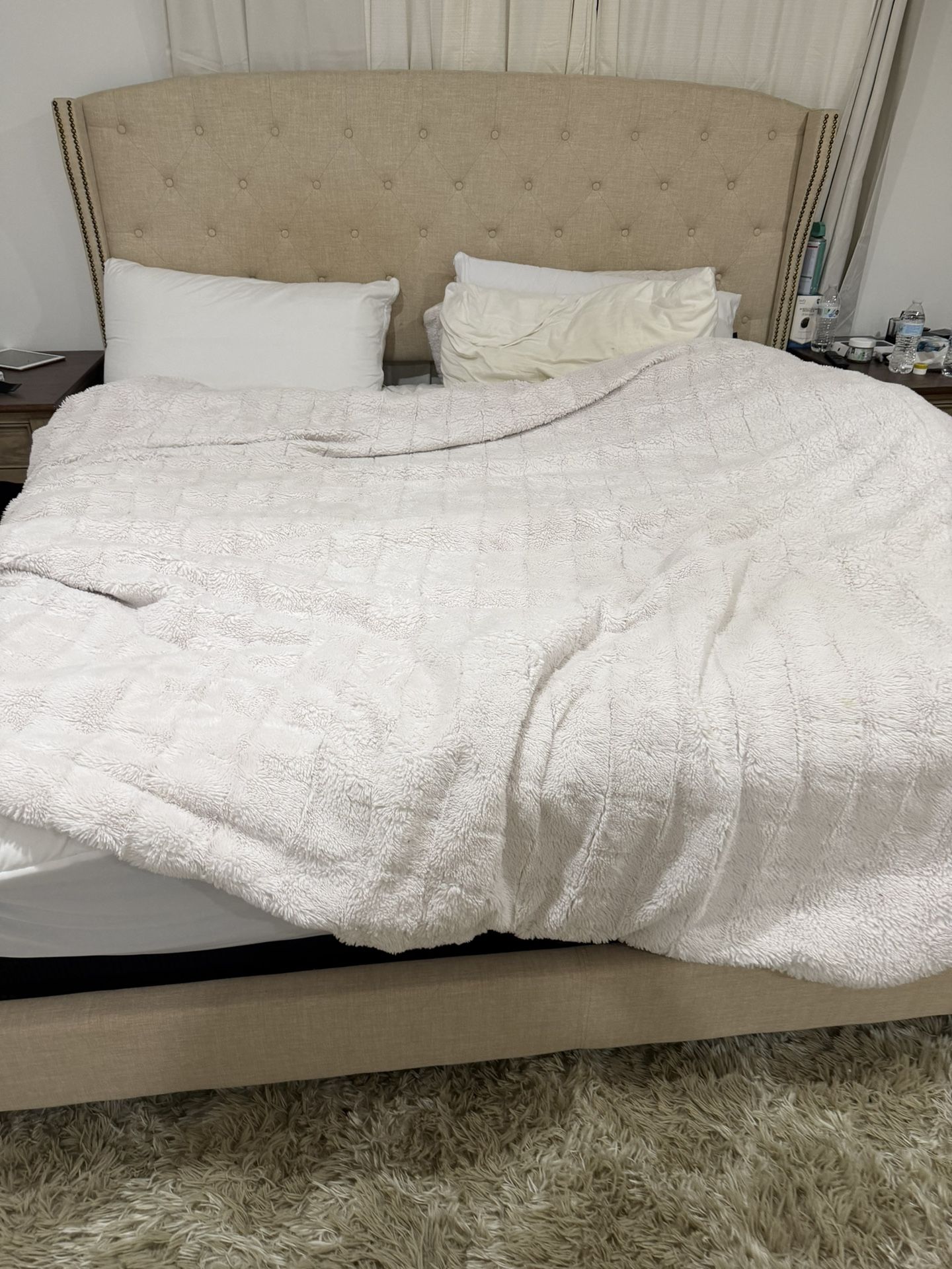 King Headboard With Mattress