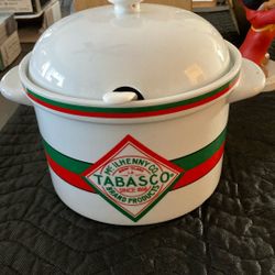 Vintage 2.5qt Tabasco Soup/Chili Stoneware