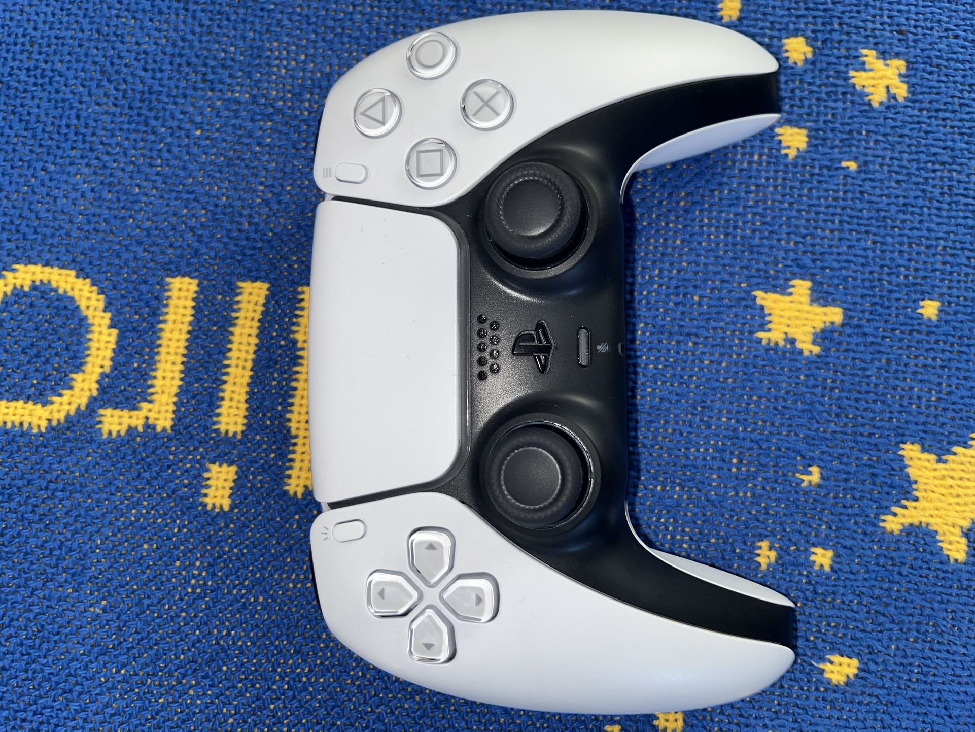 PS5 Controller White