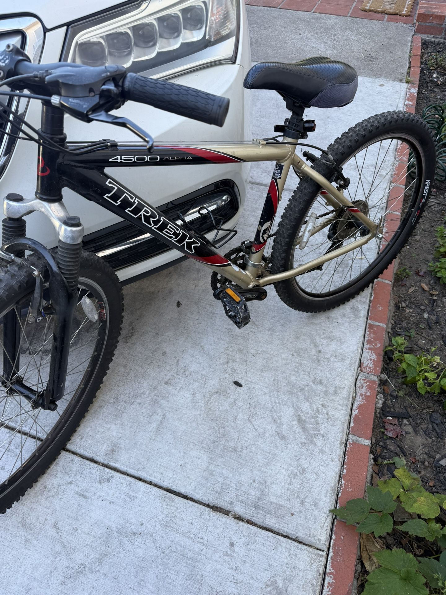 Trek 4500 Alpha Mountain Bike (Used)