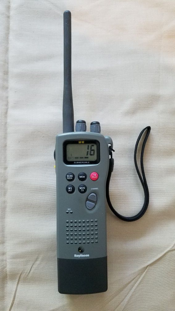 Raytheon Ray 102 Submersible VHF Marine Radio