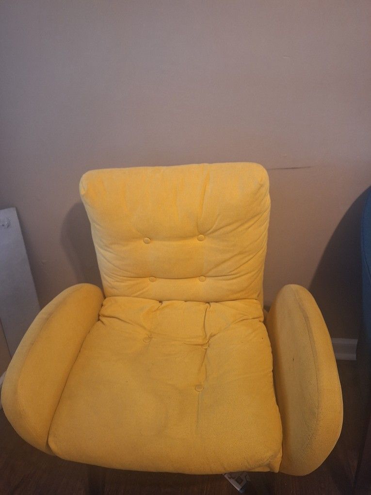 Chair And Ottoman Set