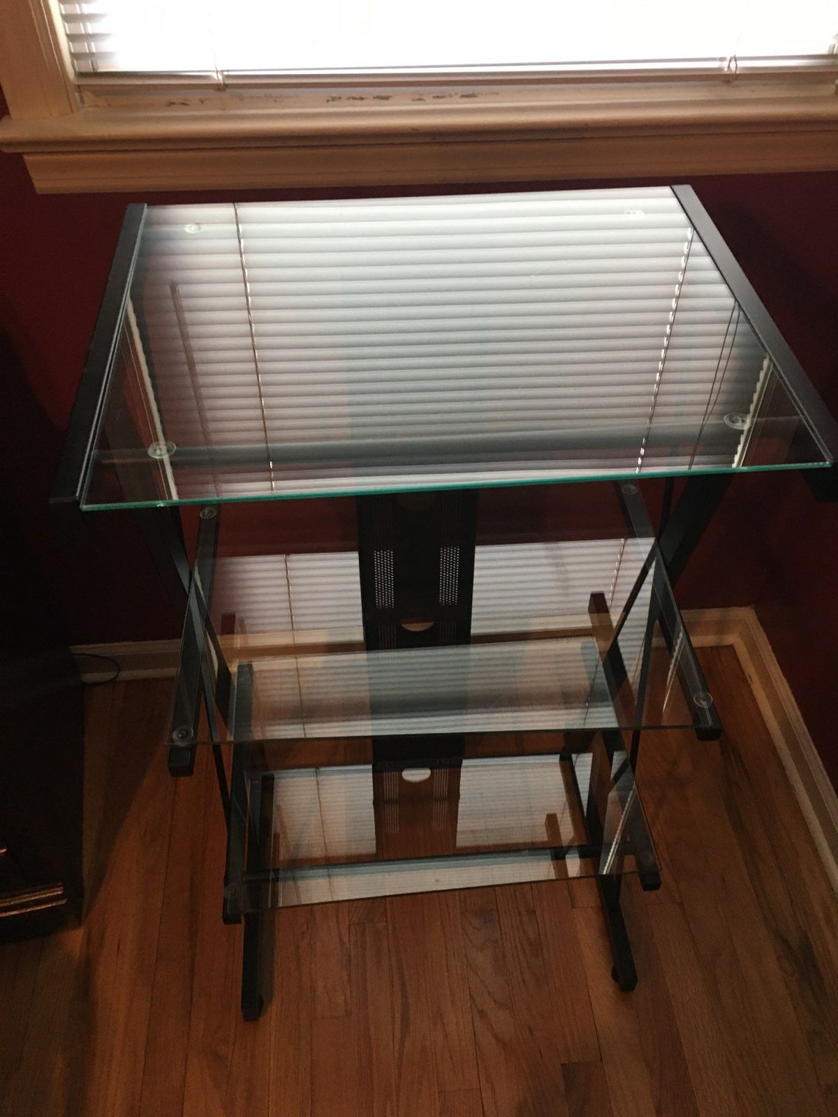 3 Glass Shelf Unit