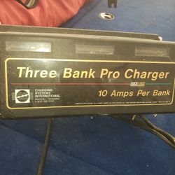On-board Boat Battery Charger