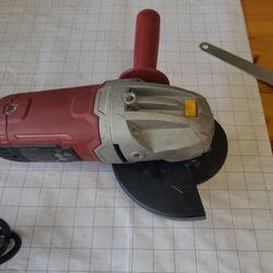 Chicago Electric 7" Angle Grinder 