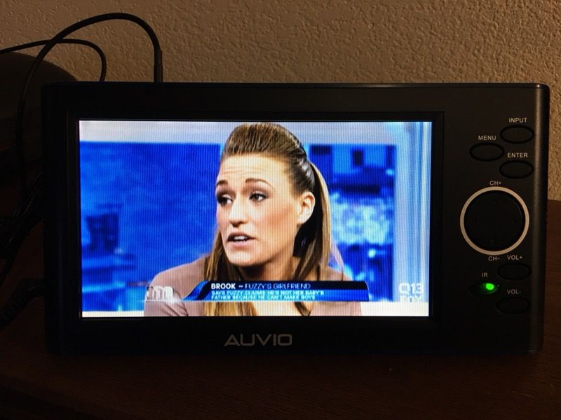7" AUVIO 16-906 Portable Handheld Widescreen LCD Digital TV - 16:9 ATSC/NTSC (Black)