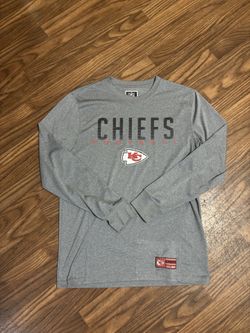 KC Chiefs NFL Game Apparel Men’s Performance Long Sleeve * Medium