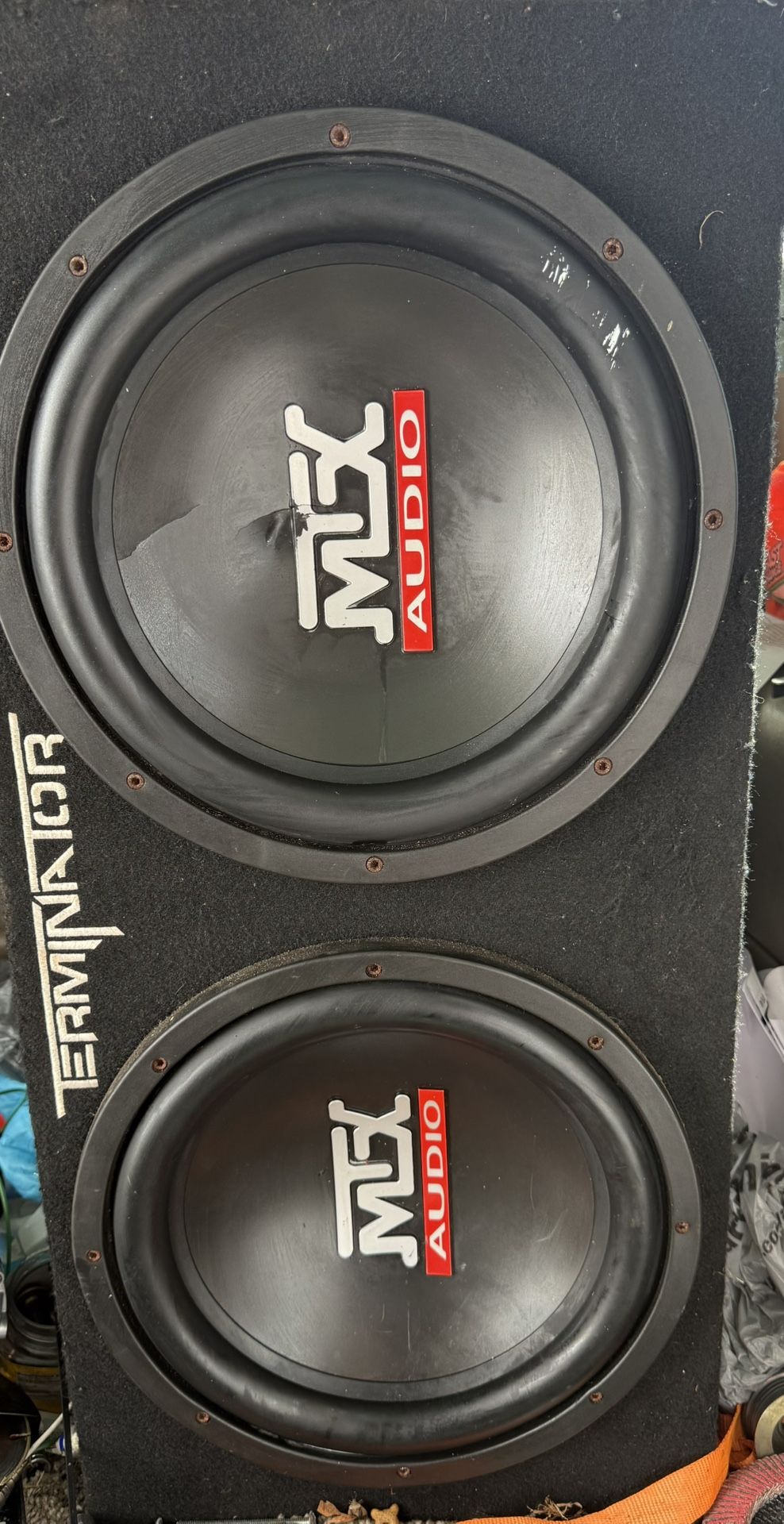Two Subwoofer