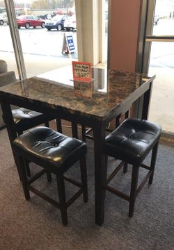 Pub table and 4 stools