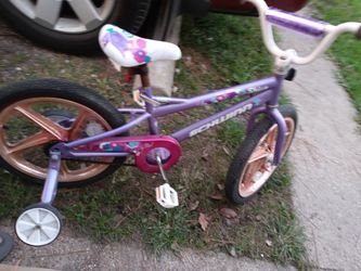 Schwinn girl bike