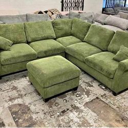 4- Pieces Sectional Sofa