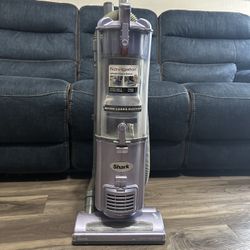 Shark Navigator Vacuum 