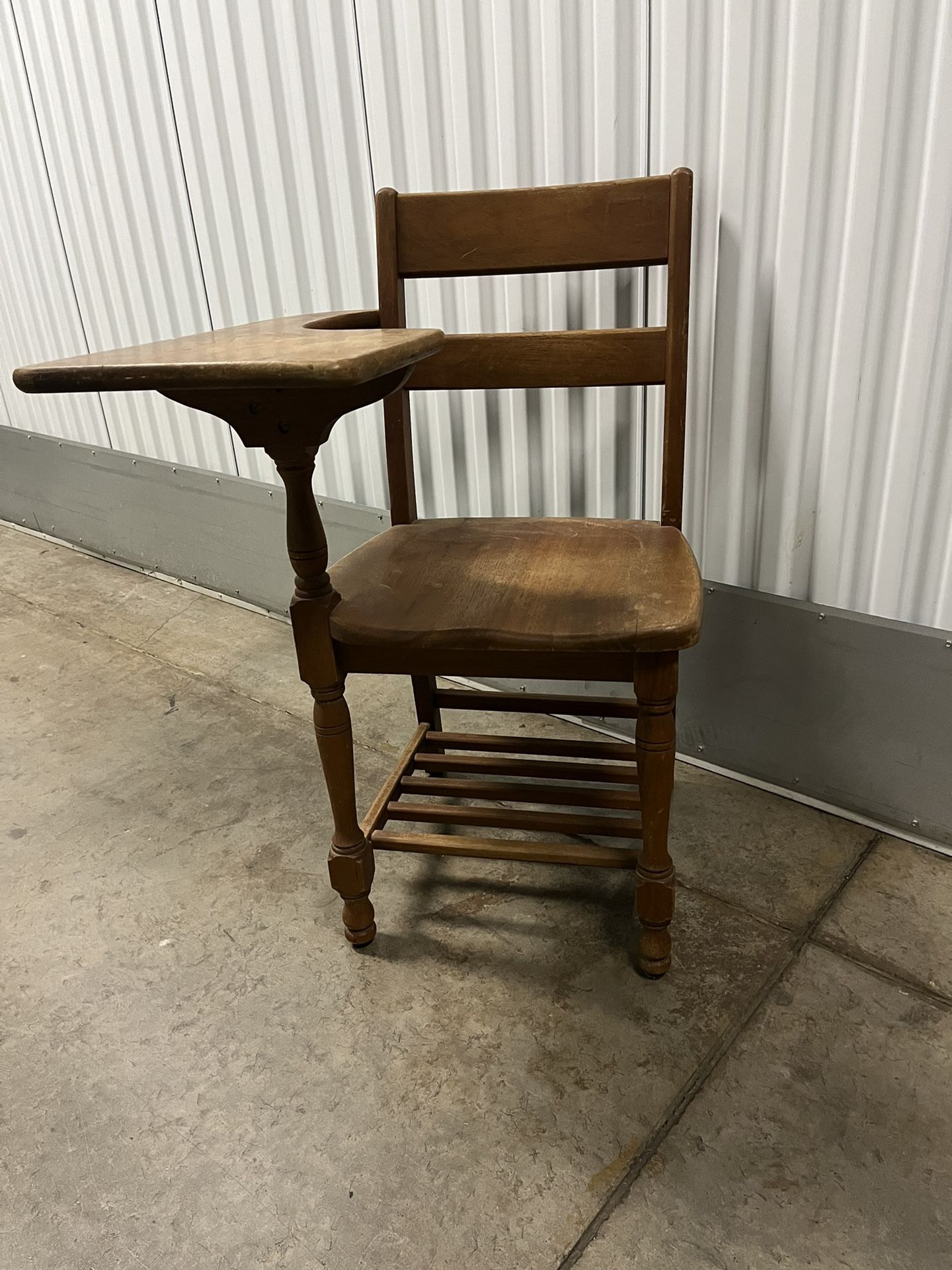 Vintage Solid Oak Wood Right Handed Rustic Student Writing Desk Chair post 1950
