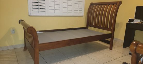 Twin Bed -Wood