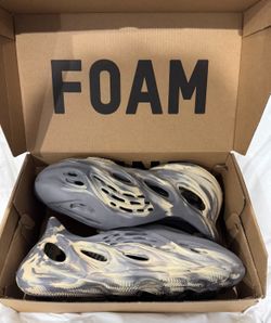Yeezy Foam Runner 