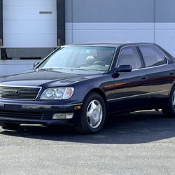 1998 Lexus LS 400