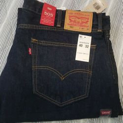 Mens Levis 505 Jeans Size 40x32. $30. Pickup In Oakdale 