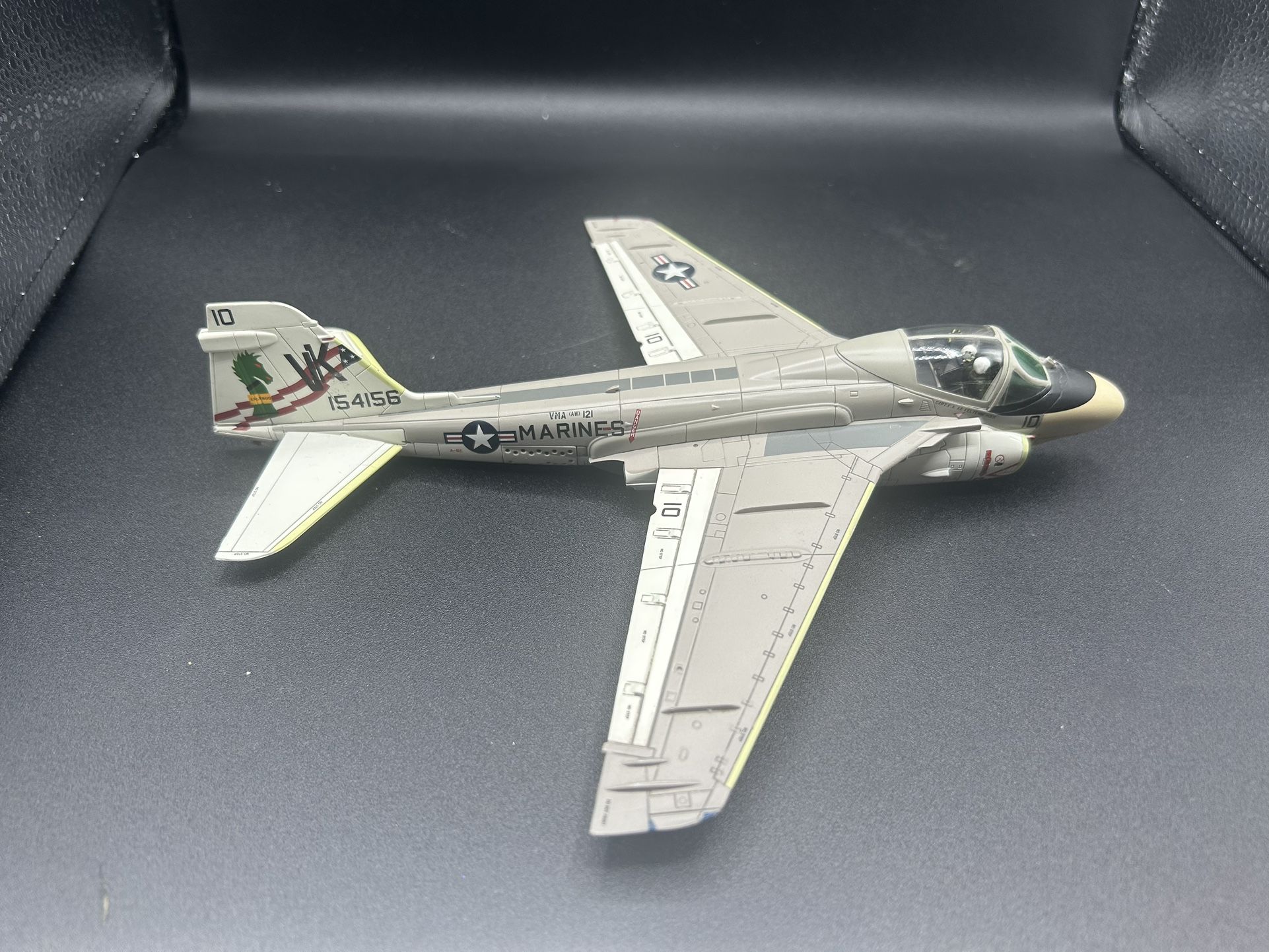 Century Wings Grumman A-6E Intruder USMC VMA(AW)-121 Green Knights VK10 MCAS Iwakuni Japan 1977 1/72 diecast Plane Model Aircraft