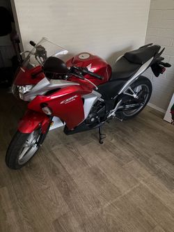 2011 Honda CBR 250R