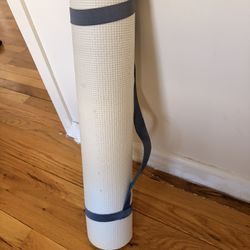Yoga Mat Free 