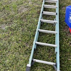 Old 16Ft Extensión ladder “” come And Get It For $38 “”