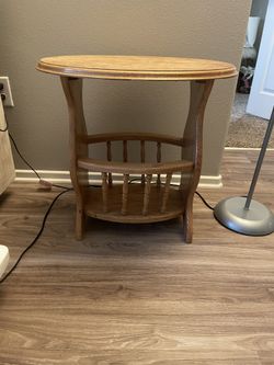 Antique Oak Oval Magazine table