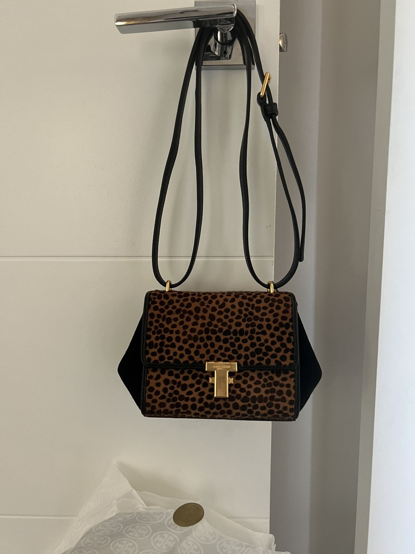 NEW TORY BURCH