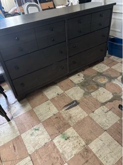 % Living spaces 6 drawer dresser % $100 you pick up Antioch ca%%