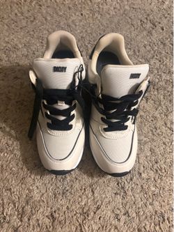 DKNY Sneaker
