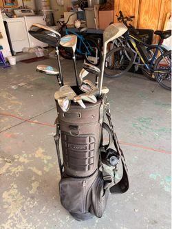 Used right handed golf clubs with bag