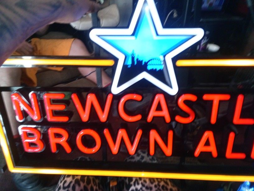 Neon Beer Sign
