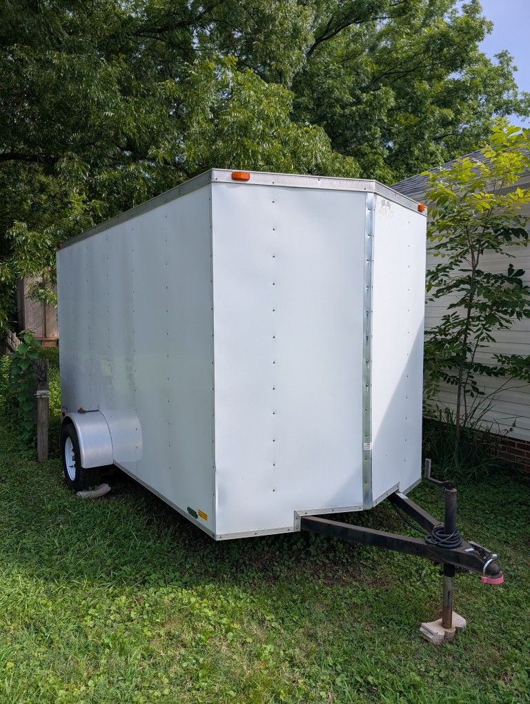 Cargo Mate 6x12 Enclosed Trailer