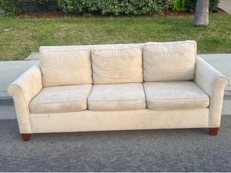 Curb Alert - Free Couch