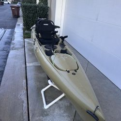 Kayak -Hobie Quest 13