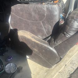 2 Brown Recliners 