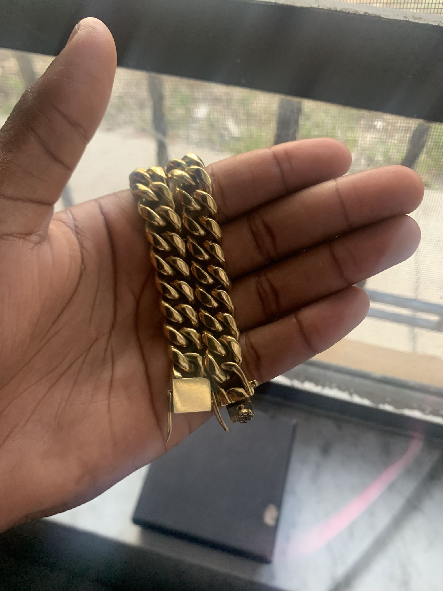 **SEND OFFERS** Gold Cuban Link Chain