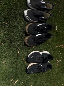Vans men’s size 9 Nike size 11