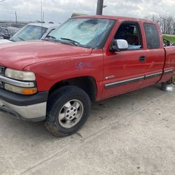 1999 Chevrolet Silverado 1500 LS 8 Cyl 5.3L Car Parts 