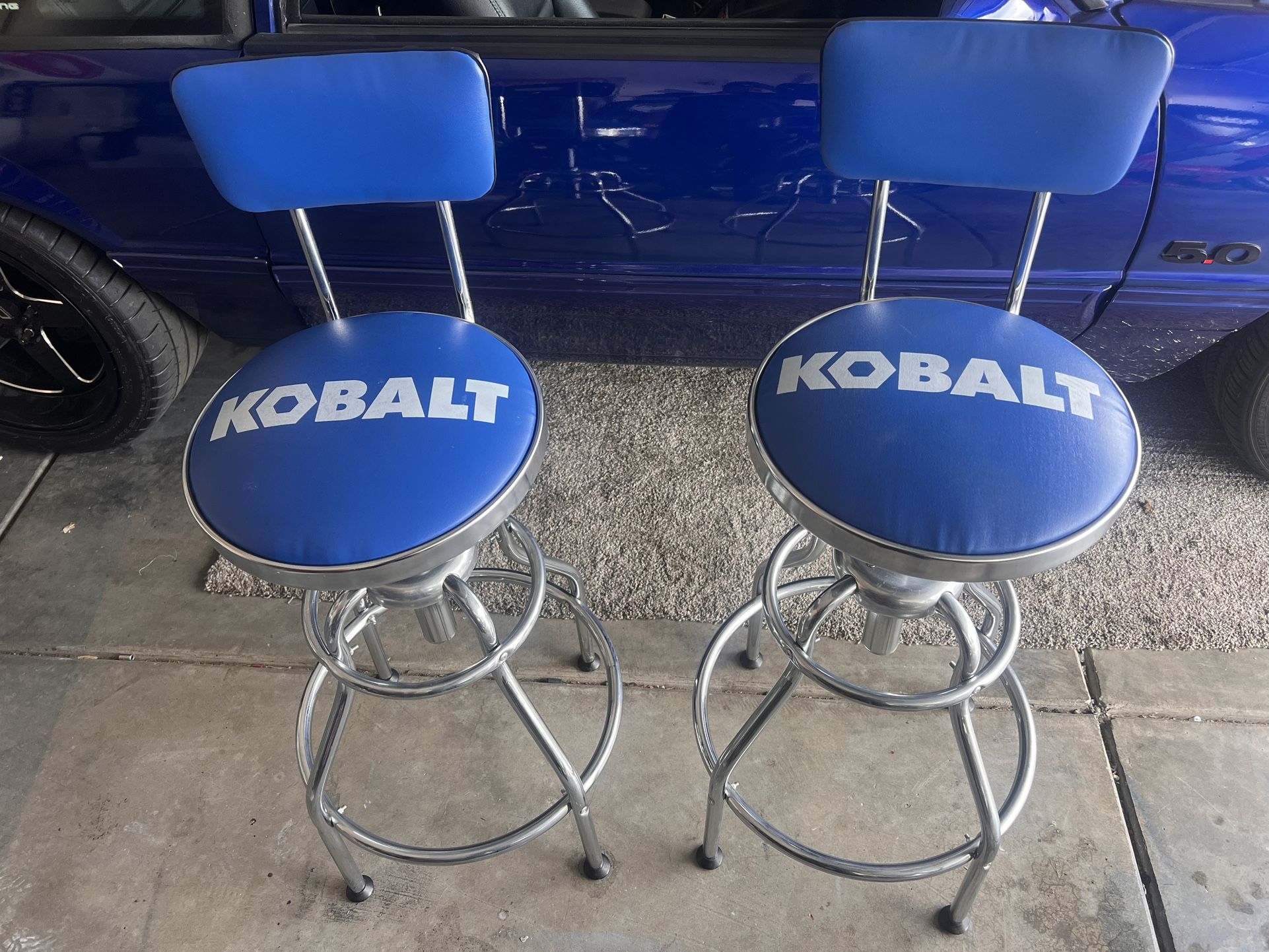 Kobolt Hydraulic Shop Stools