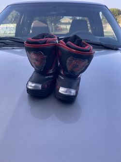 Toddler snow Boots / Botas Para La Nieve De Niño Pequeño