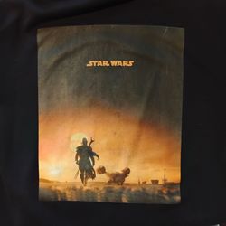 THE MANDALORIAN Men's Medium Hoodie
