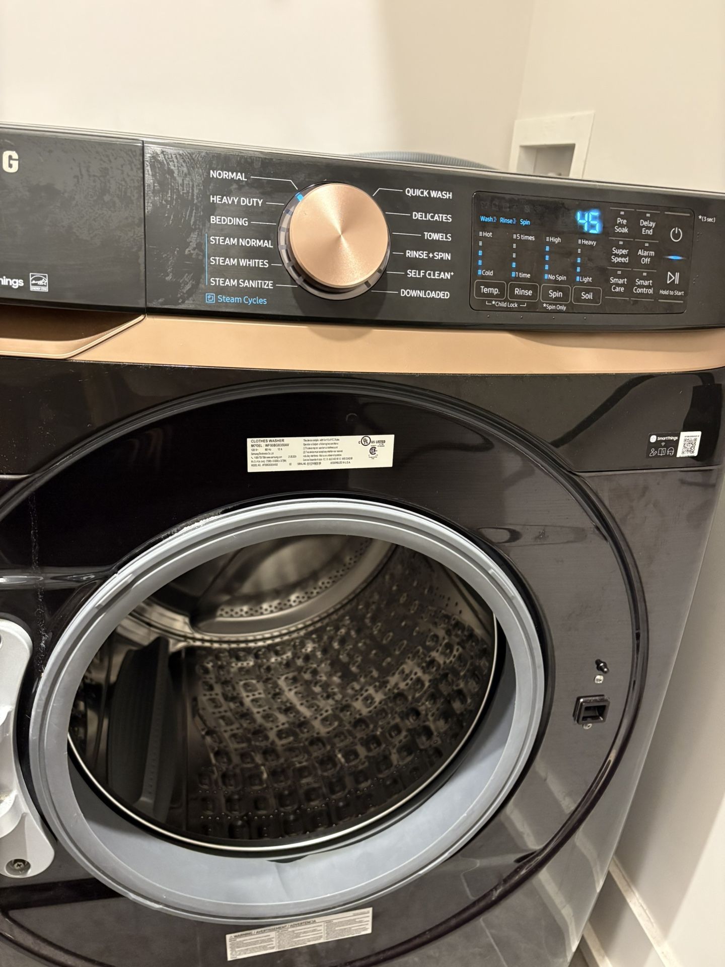 6 Mos Old Samsung Washer/Dryer