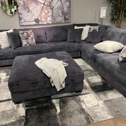 Brand New 🆕Lavernett Charcoal 3-Piece Sectional👌$10 Payment, Delivery Available 